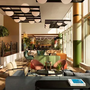 **** Hotel Avani Museum Quarter - Previously Nh Museum Quarter Netherlands